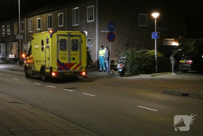 Scooterrijder aangereden door personenauto