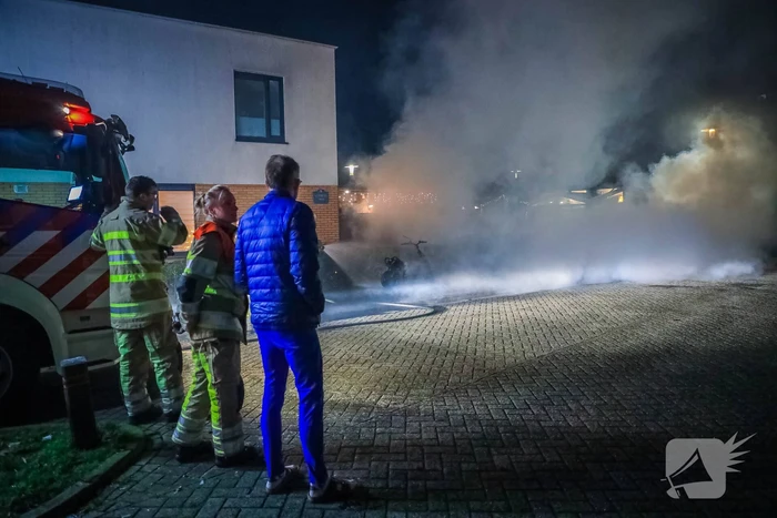 Go Sharing scooter volledig in brand