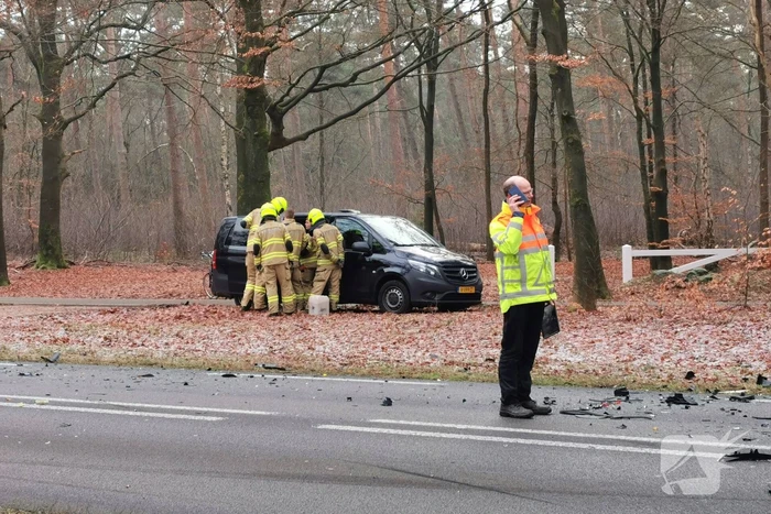 Enorme schade bij aanrijding