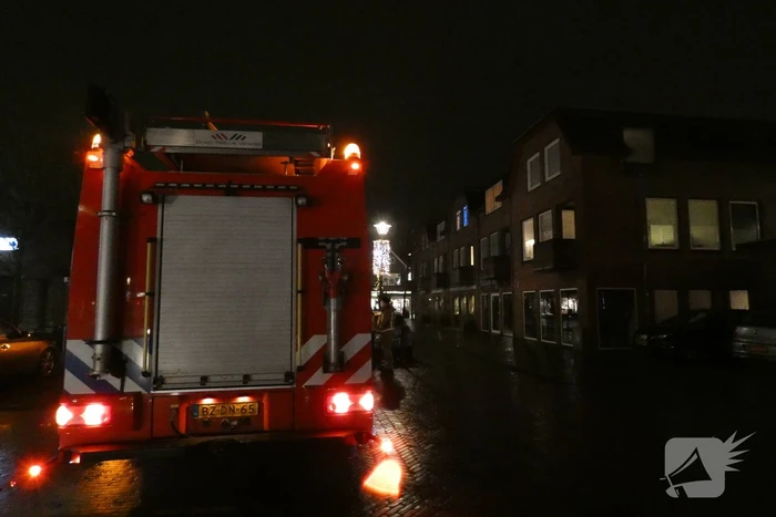 Brandweer doet onderzoek naar vreemde lucht
