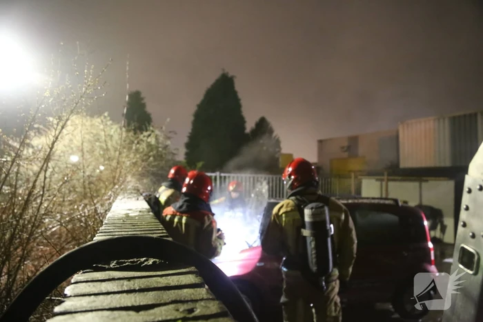 Meerdere auto's verwoest door brand