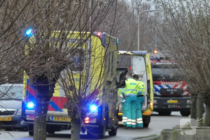 Persoon te water geraakt in sloot