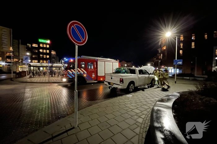 Onderzoek naar brand in motorcompartiment