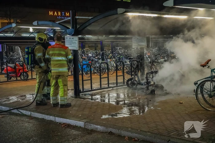 Deelscooter van Go-Sharing opnieuw uitgebrand