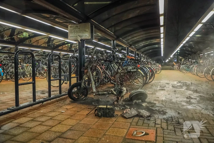 Deelscooter van Go-Sharing opnieuw uitgebrand