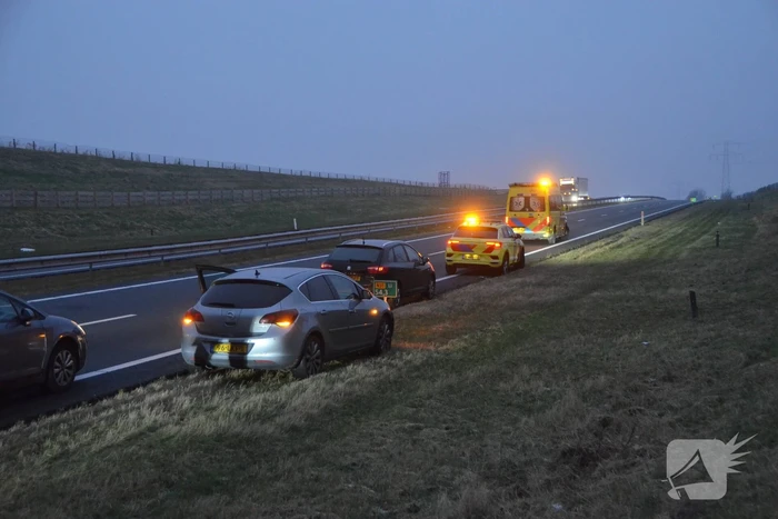Meerder voertuigen betrokken bij botsing onder Aquaduct