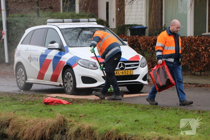 Auto klemgereden na achtervolging