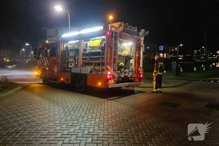 Papiercontainer vliegt in brand