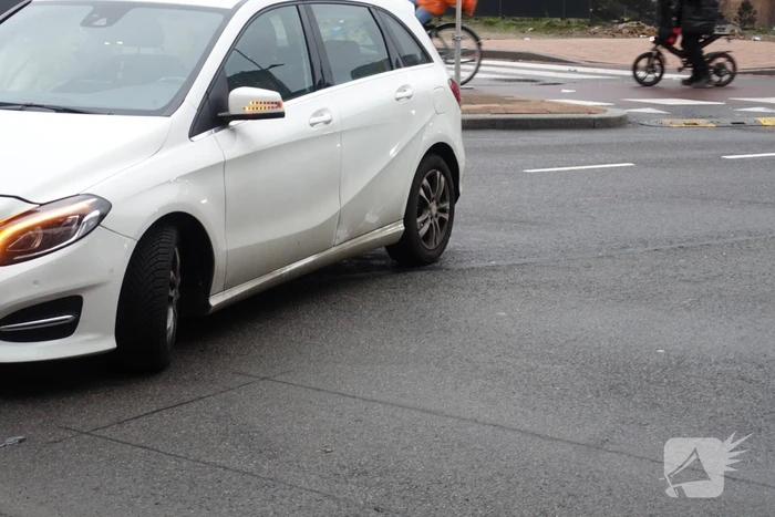 Flinke schade bij aanrijding op kruising