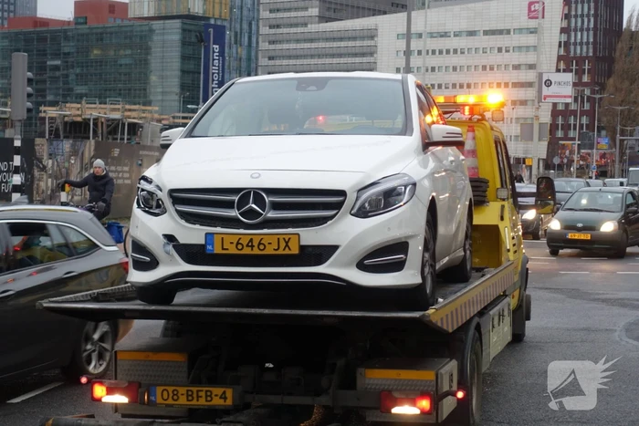 Flinke schade bij aanrijding op kruising