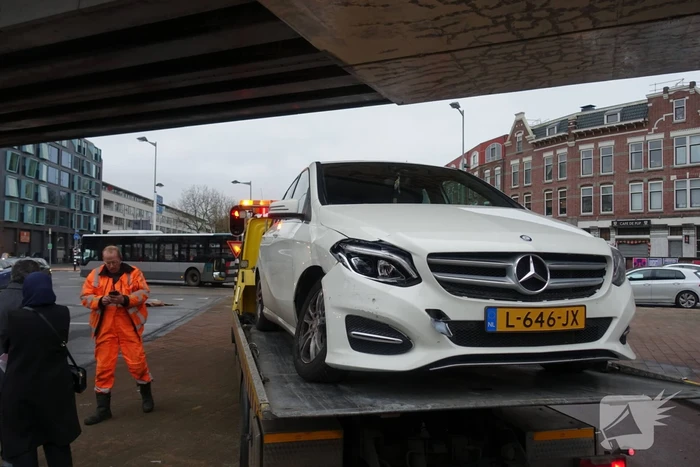 Flinke schade bij aanrijding op kruising