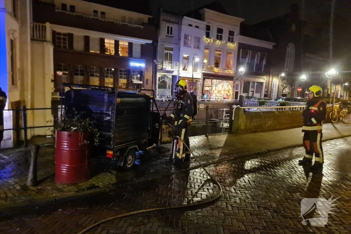 Piaggio brommobiel uitgebrand
