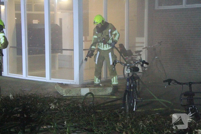 Flat ontruimd door brand in kelder