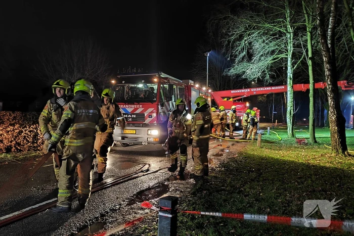 Uitslaande brand in leegstaande woning