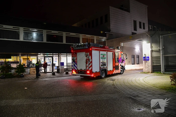 Brand in cel tbs-kliniek