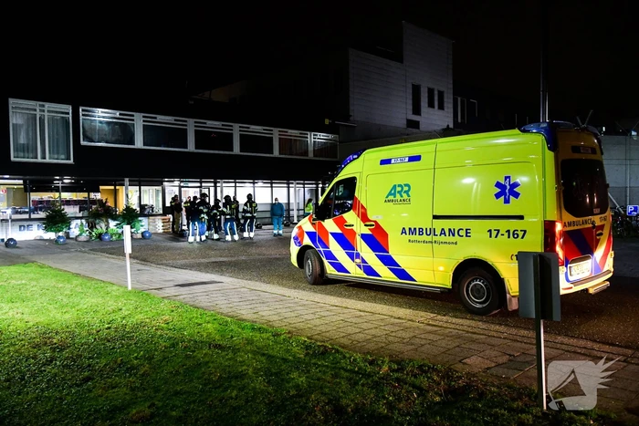 Brand in cel tbs-kliniek