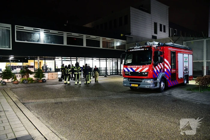 Brand in cel tbs-kliniek