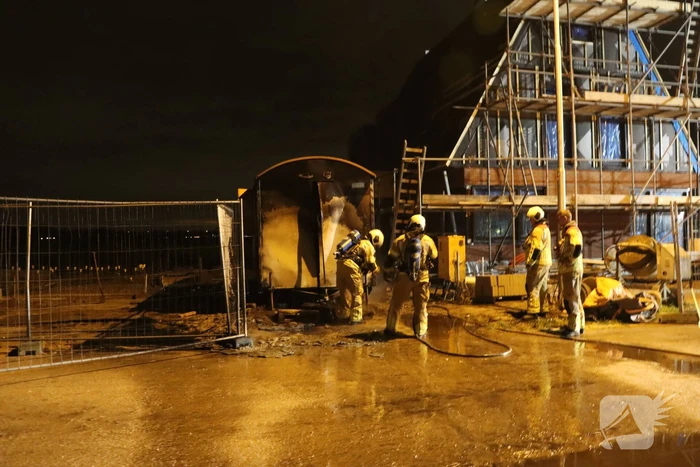 Bouwkeet verwoest door brand