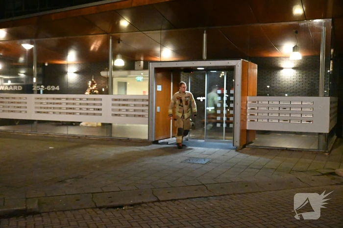 20 woningen zonder water na gesprongen leiding