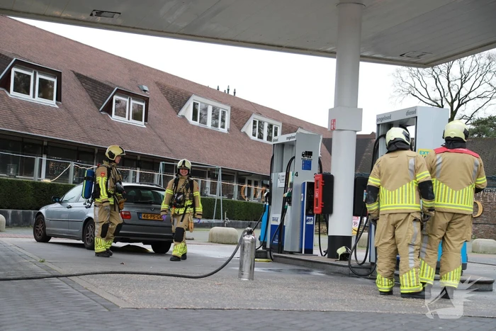 Auto lekt brandstof na tankbeurt