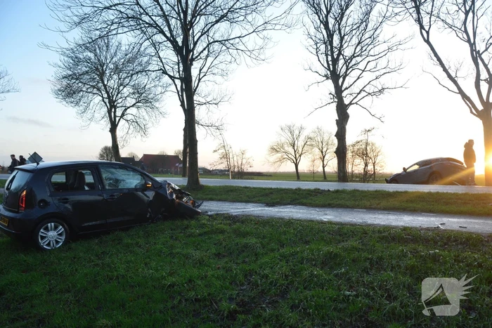 Persoon gewond bij aanrijding tussen twee voertuigen