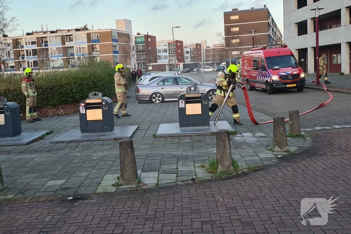 Brand ontstaan in ondergrondse container