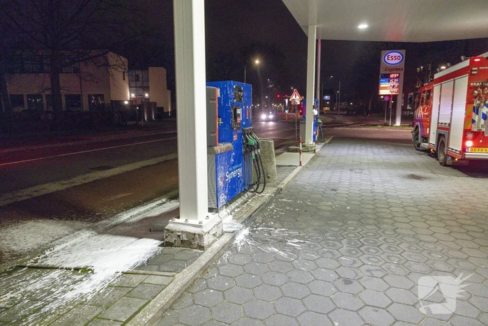 Brandstoflekkage schoongemaakt door brandweer