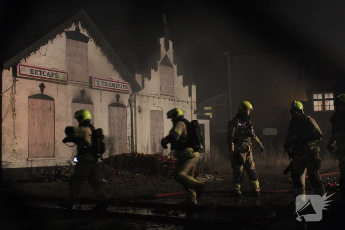 Veel rookontwikkeling bij brand in voormalig eetcafé 'T Tramhuys
