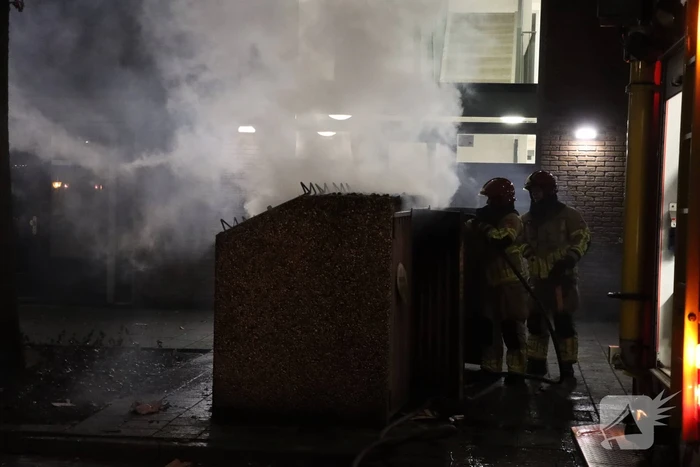 Containers verwoest door brand
