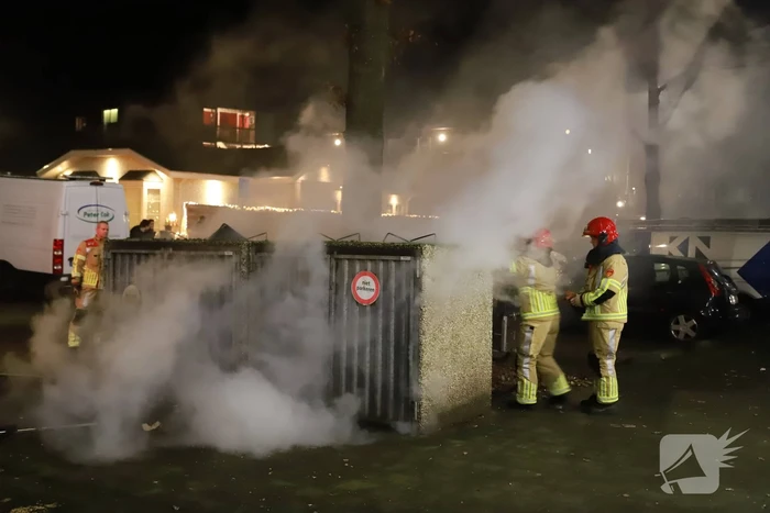 Containers verwoest door brand