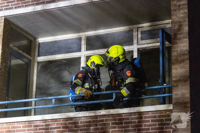 Flat ontruimd na uitslaande brand