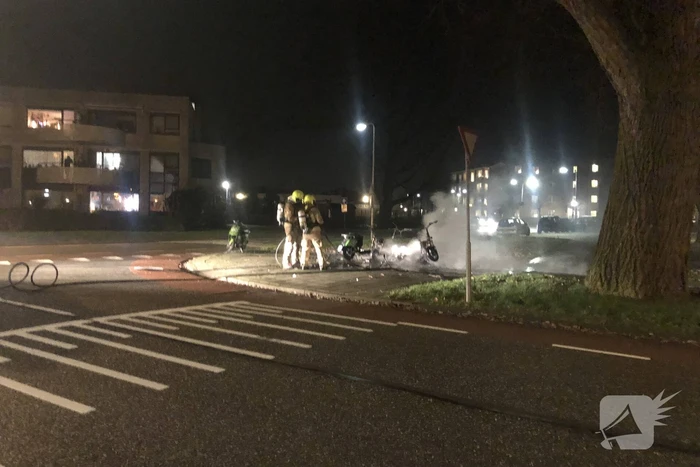 Meerdere scooters in brand