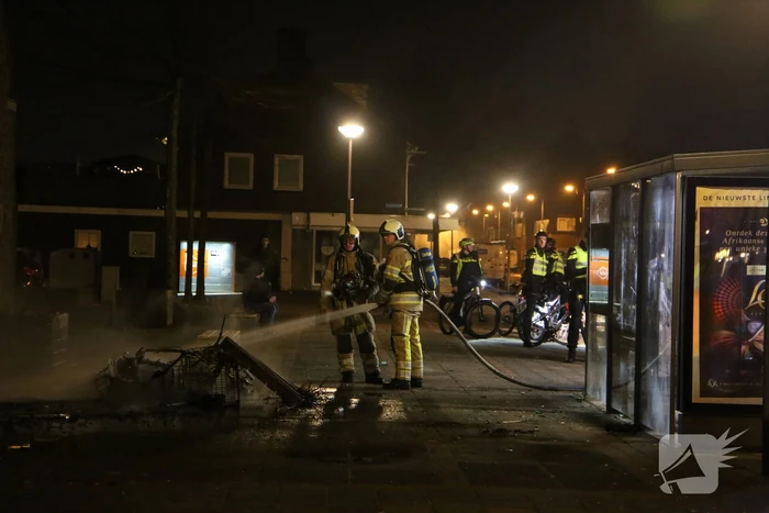 Veel politie ingezet bij buitenbrand