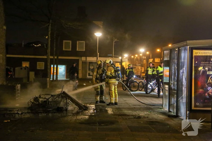 Veel politie ingezet bij buitenbrand