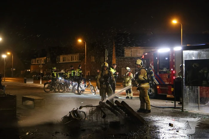 Veel politie ingezet bij buitenbrand