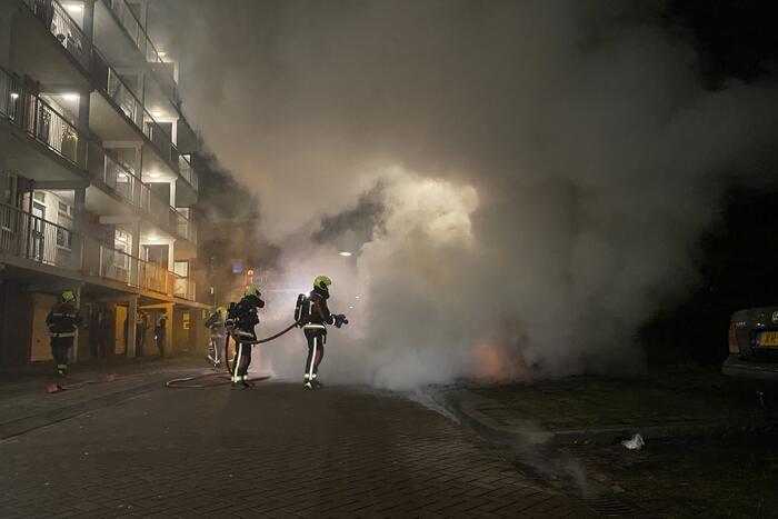 Auto volledig verwoest door brand
