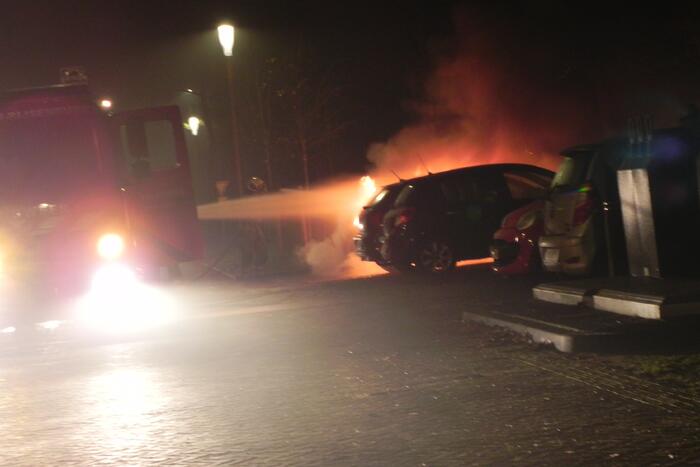 Auto verwoest door brand
