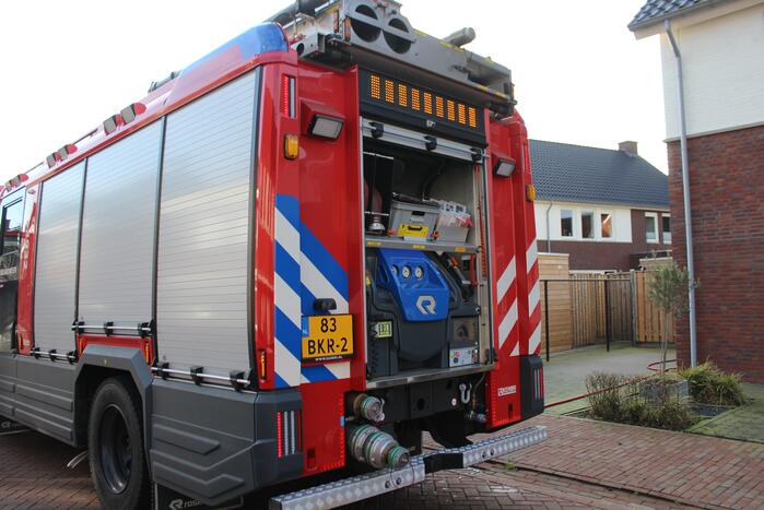 Schuur vliegt in brand door vuurkorf