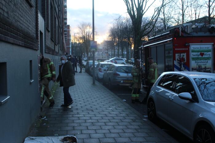 Drie bewoners ademen rook in bij brand in woning
