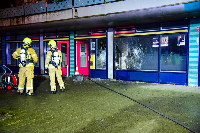 Brand na explosie in winkelpand