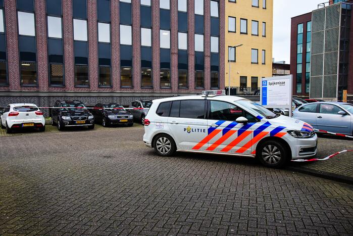 Persoon zwaargewond bij steekpartij