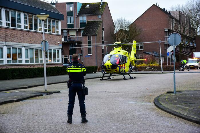 Persoon zwaargewond bij steekpartij