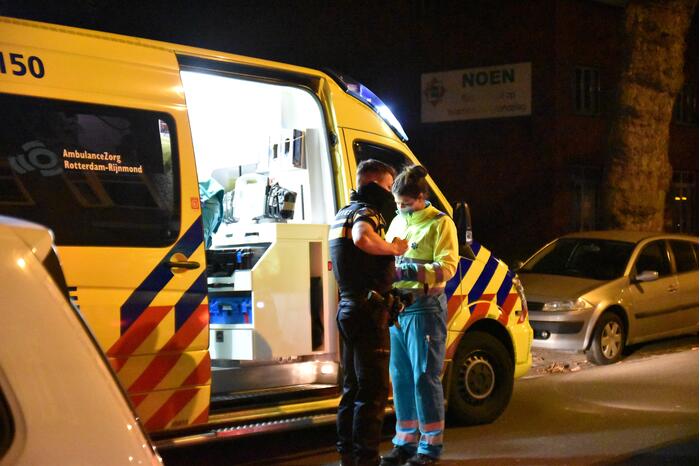 Twee gewonden bij steekincident in woning