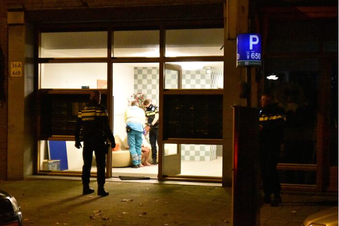 Twee gewonden bij steekincident in woning