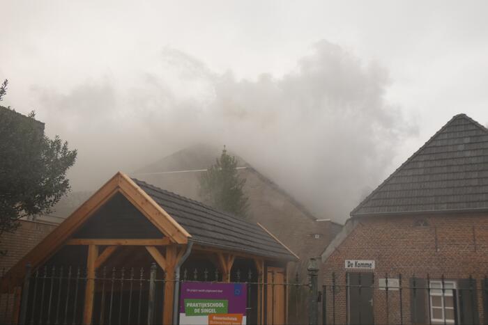 Veel rook bij brand in winkel