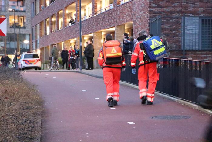 Traumahelikopter landt voor incident in woning
