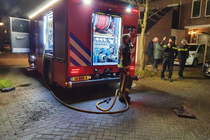 Brand in schoorsteen van woning