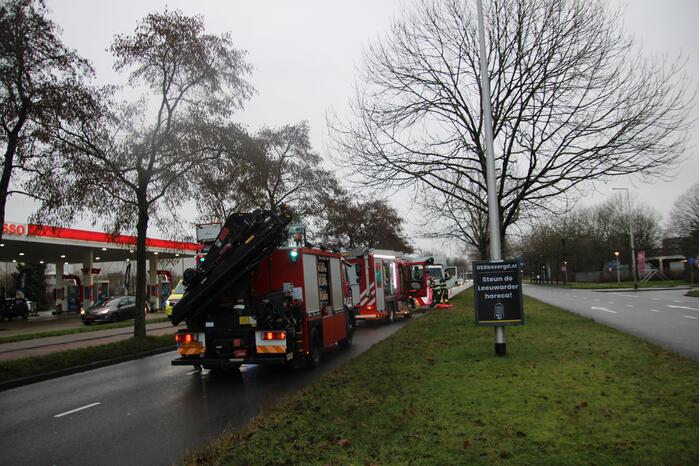 Ernstige aanrijding tussen twee auto's