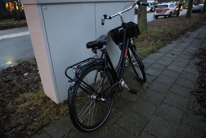 Fietser gewond bij botsing met auto