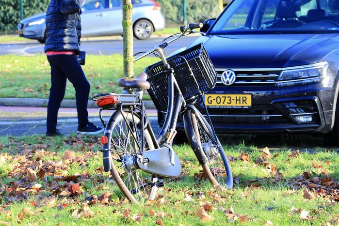 Jongeman op fiets aangereden